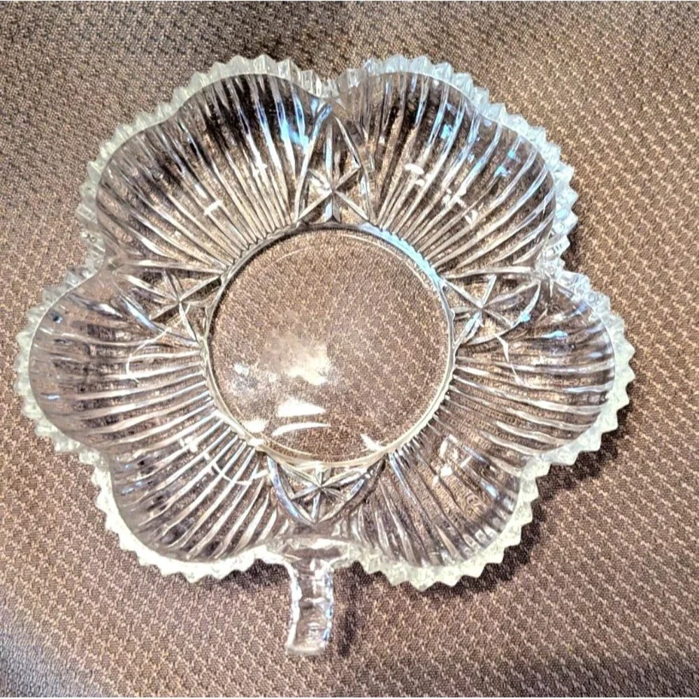Vintage 50s Federal Glass Shamrock Clover Leaf Candy Dish 6-in St. Patrick's Day